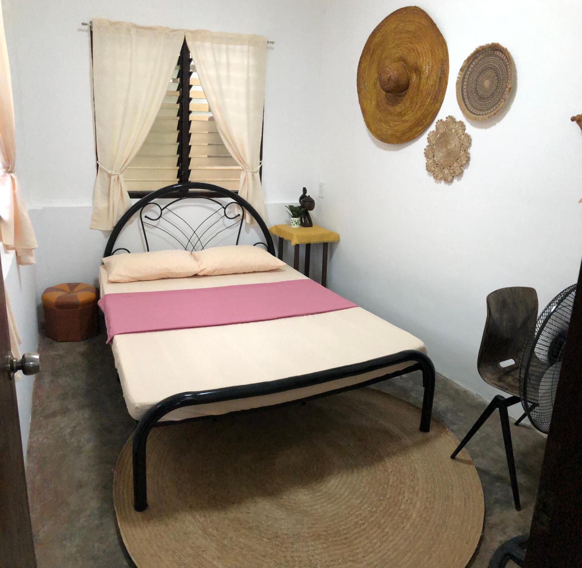 Hiraya Homestay Корон Екстер'єр фото